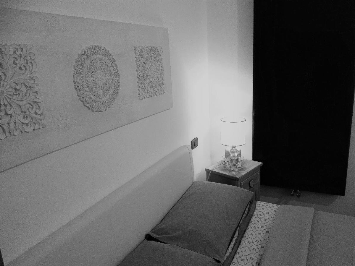 B&B Stazione Latina Sermoneta Extérieur photo